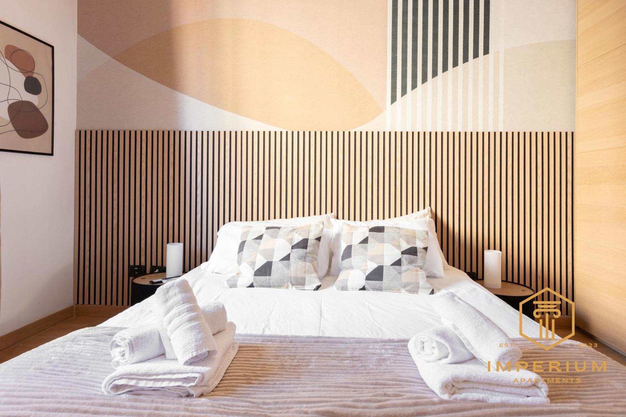 Imperium Deluxe - 300mt To Metro B, 3 Bedrooms, Panoramic View, A-c Apartment *