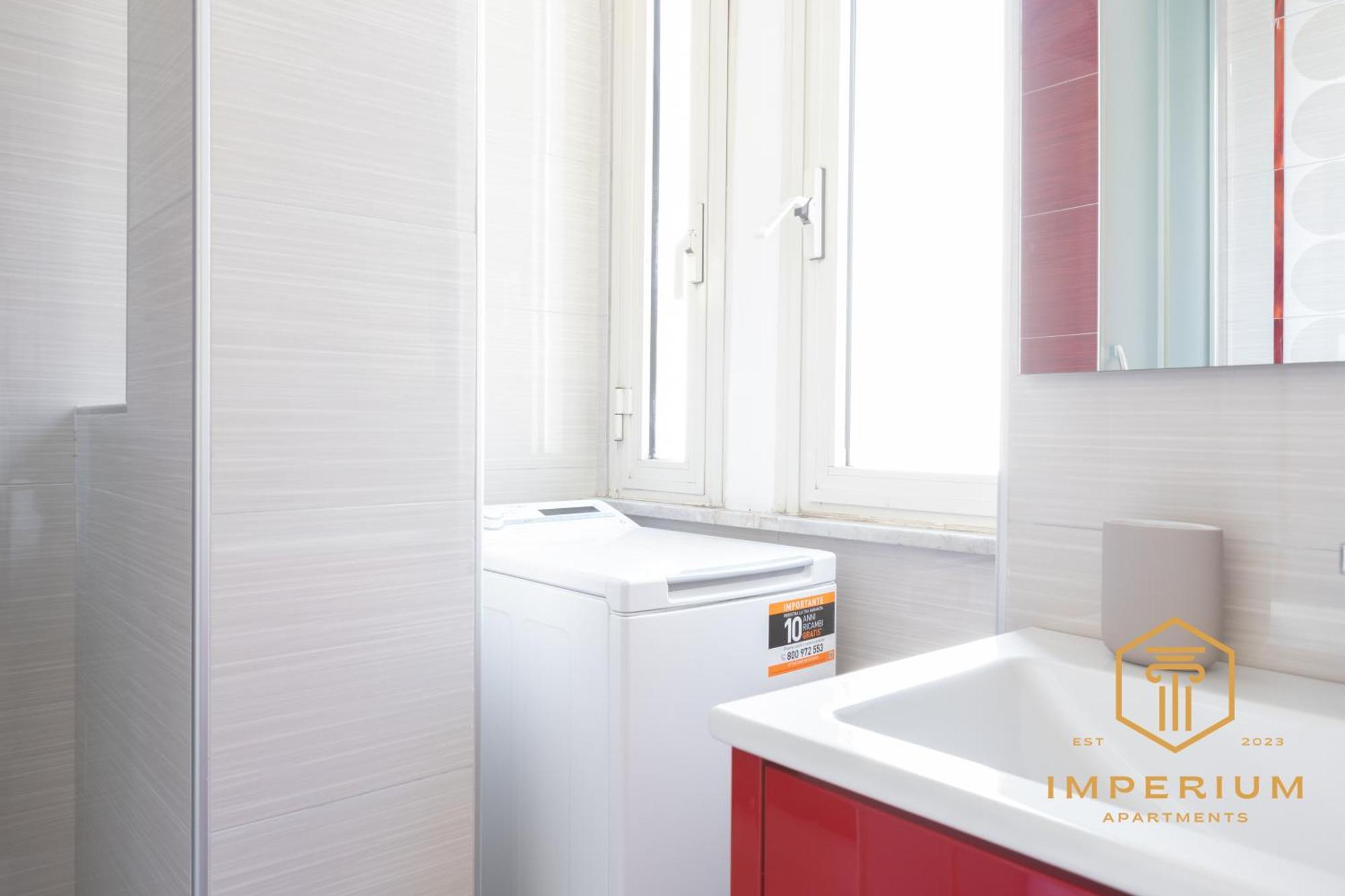 Apartment Imperium Deluxe - 300mt To Metro B, 3 Bedrooms, Panoramic View, A-c *